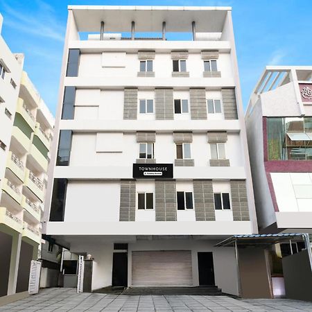 ホテル Super Townhouse Alwal Road Trimulgherry エクステリア 写真